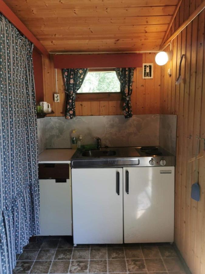 Loken Camping - Trivelig Og Idyllisk Ved Vannet Hotel Olden Exterior foto