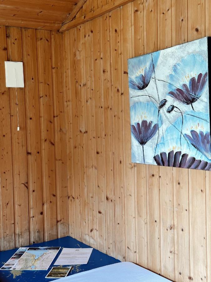 Loken Camping - Trivelig Og Idyllisk Ved Vannet Hotel Olden Exterior foto